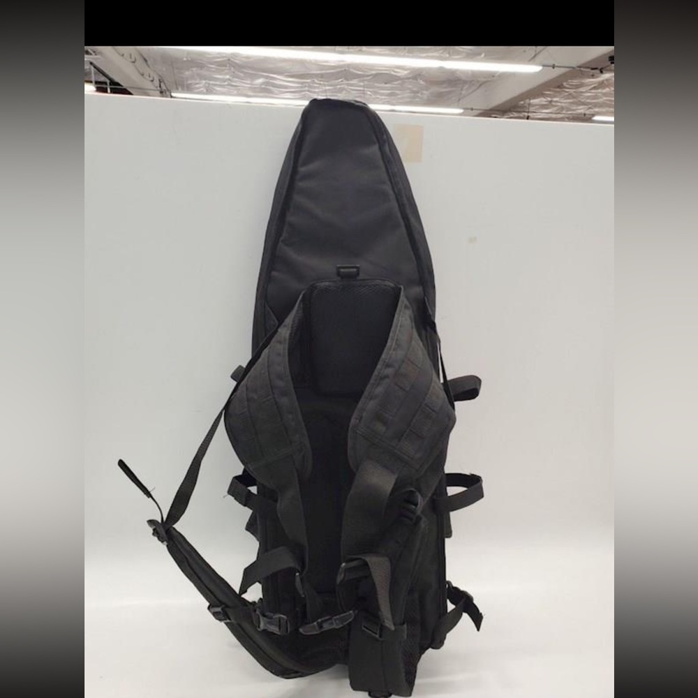 EAST WEST WATER RESISTANT ZIP RIFLE CASE BACKPACK 24” - Picture 2 of 4